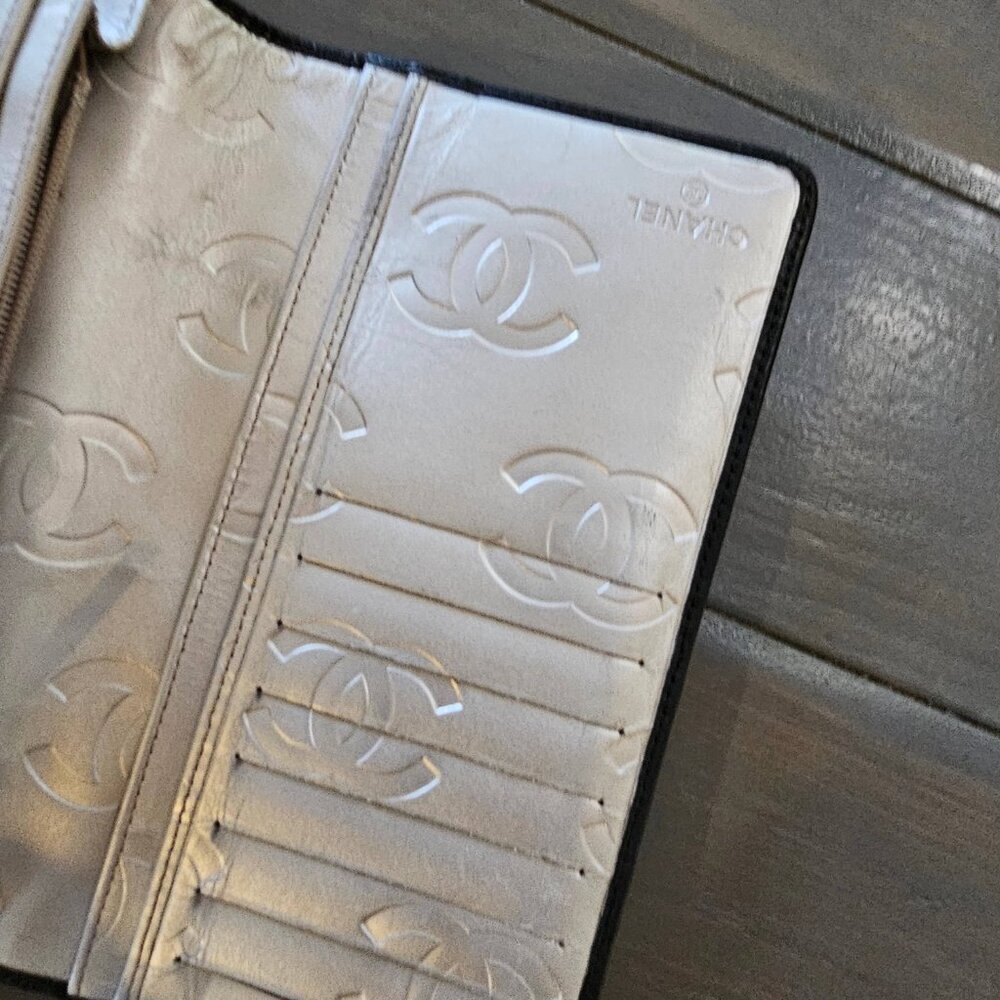 CHANEL Black Calfskin Quilted Cambon  Wallet One Size - Picture 9 of 15